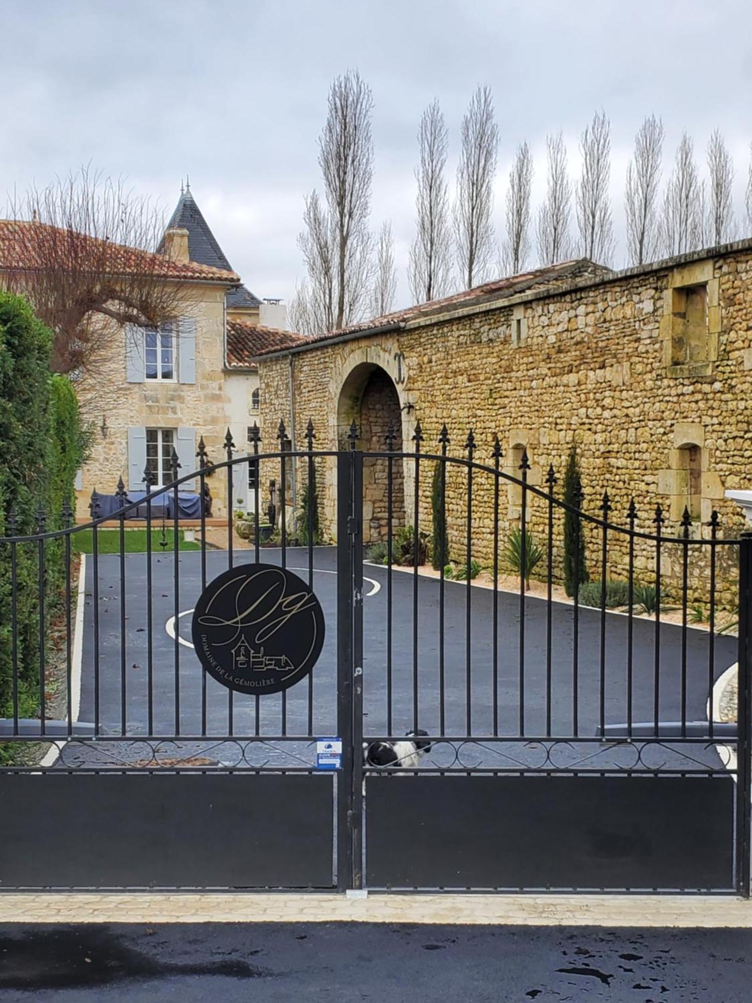 Bed and Breakfast Domaine De La Gemoliere Gémozac Esterno foto